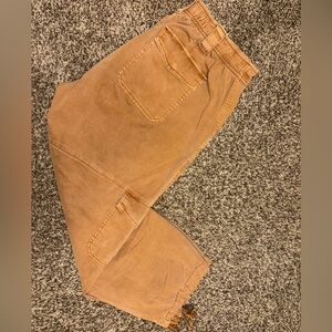 Women’s Old Navy Cargo Pants- sz L